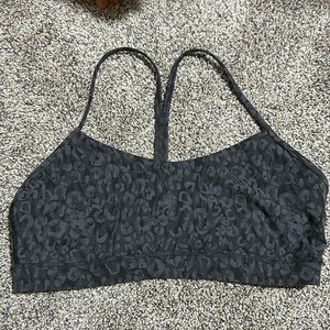 Lululemon sports bra size 12
